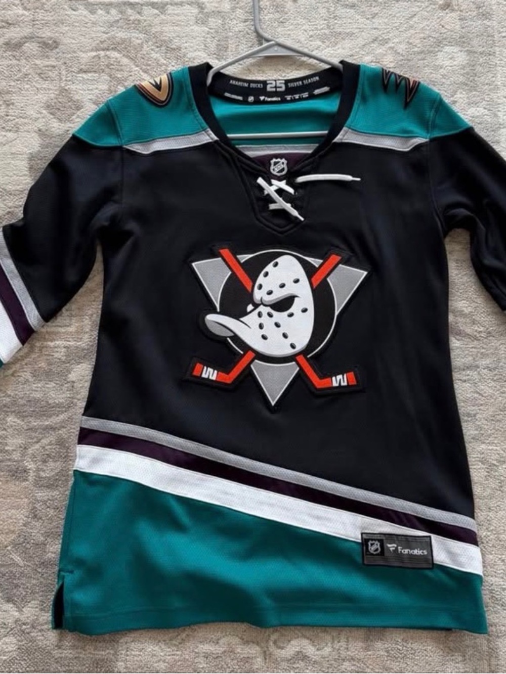 Fanatics Women Anaheim Ducks Black, Teal & White Jersey Top